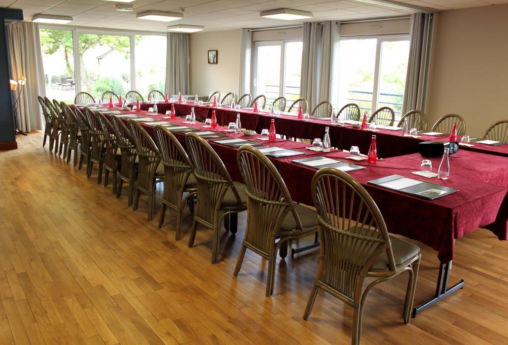 Logis L'Ermitage Hotel & Restaurant Saulges Ngoại thất bức ảnh